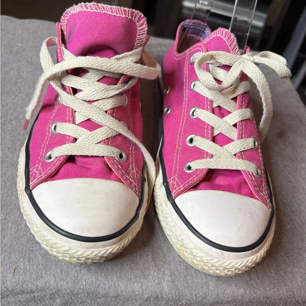 Converse All Star Kids Sneakers in Pink/Purple Size 3 Colorful School Casual